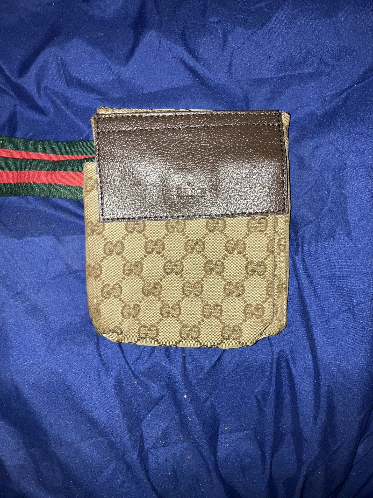 Gucci Fanny Pack Or Sling Bag