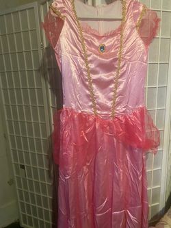 Princess peach costume size XL for adult