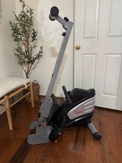 Sunny Rowing Machine  w/ LCD Monitor