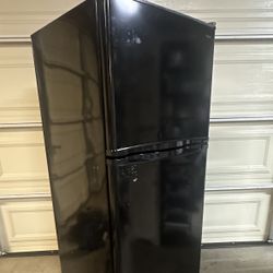Refrigerator (used)