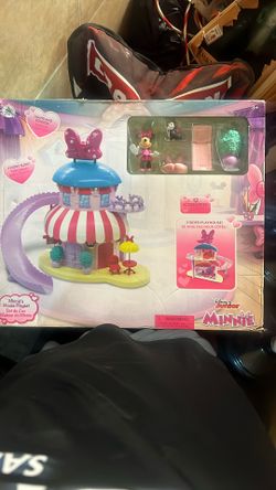 Disney Junior Minnie Mouse House Playset. 