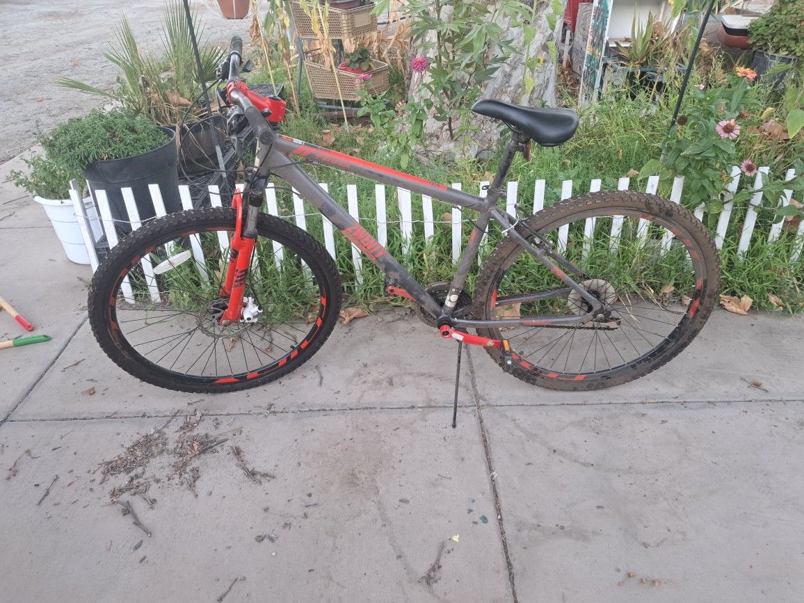 Shimano Triax 2wenty 9ine