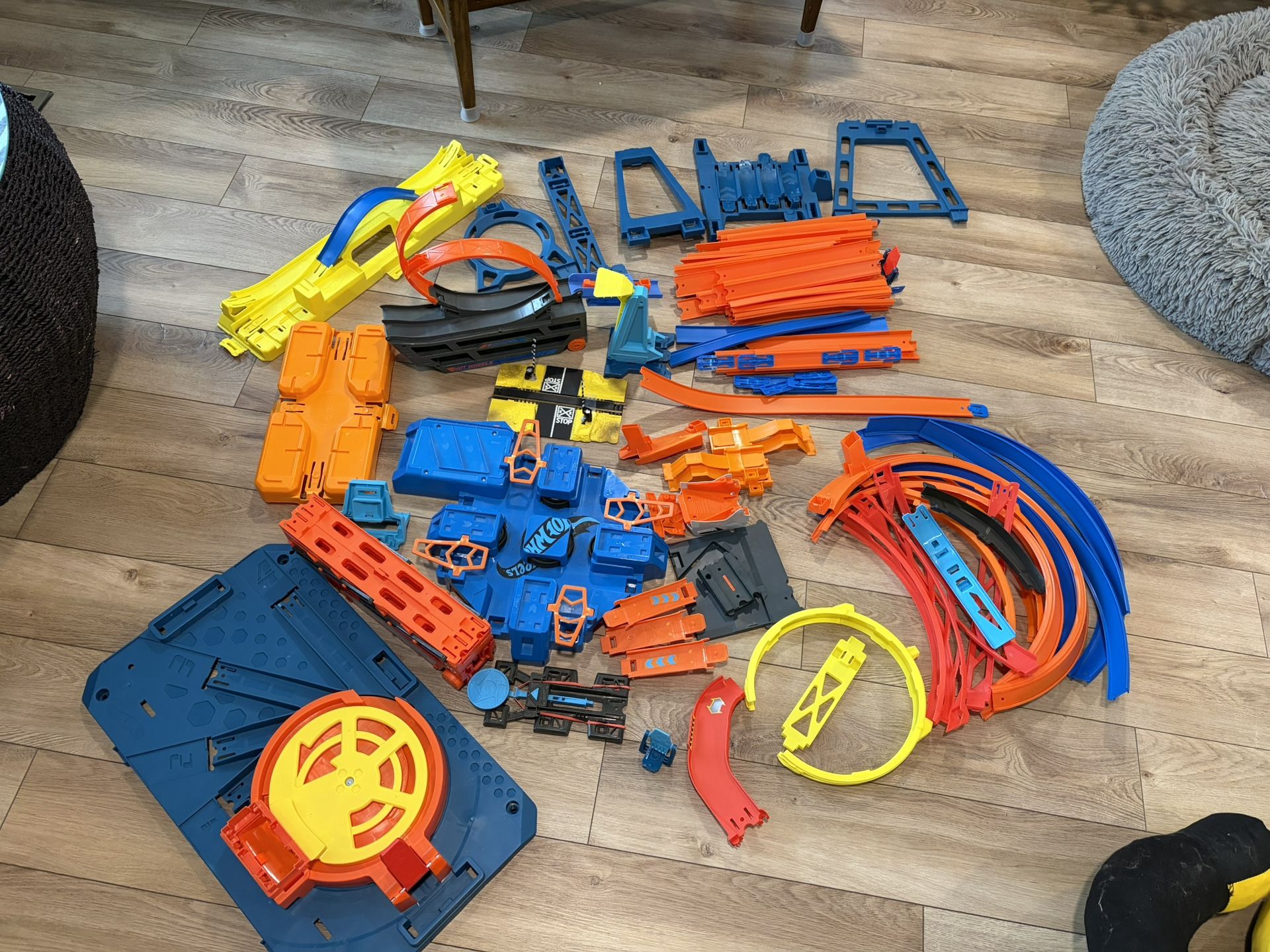 Hot Wheels Tracks