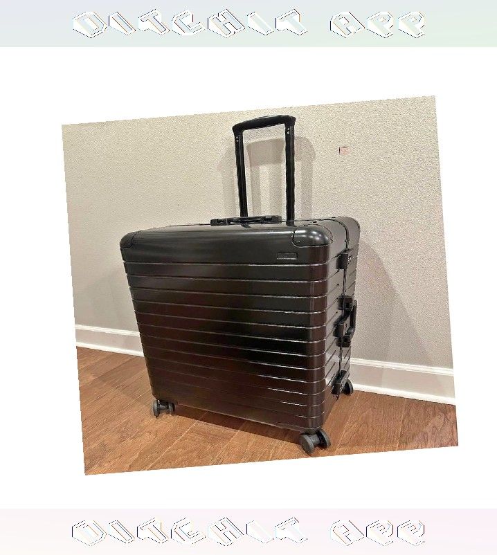 treat he Move in Style with Luggage in All Sizes and Tones