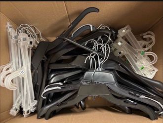 112 HANGERS SIZES BABY TODDLER, SMALL, MEDIUM, LARGE 👕👖👗🩳$20