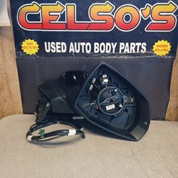 18 24 Audi Q5 S5 RH Mirror w/camera OEM. Blind Spot