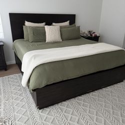 King Sized Platform Bed