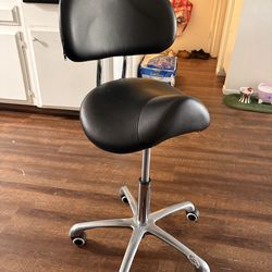 Esthetician Saddle Stool