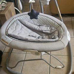 Graco Baby Swing