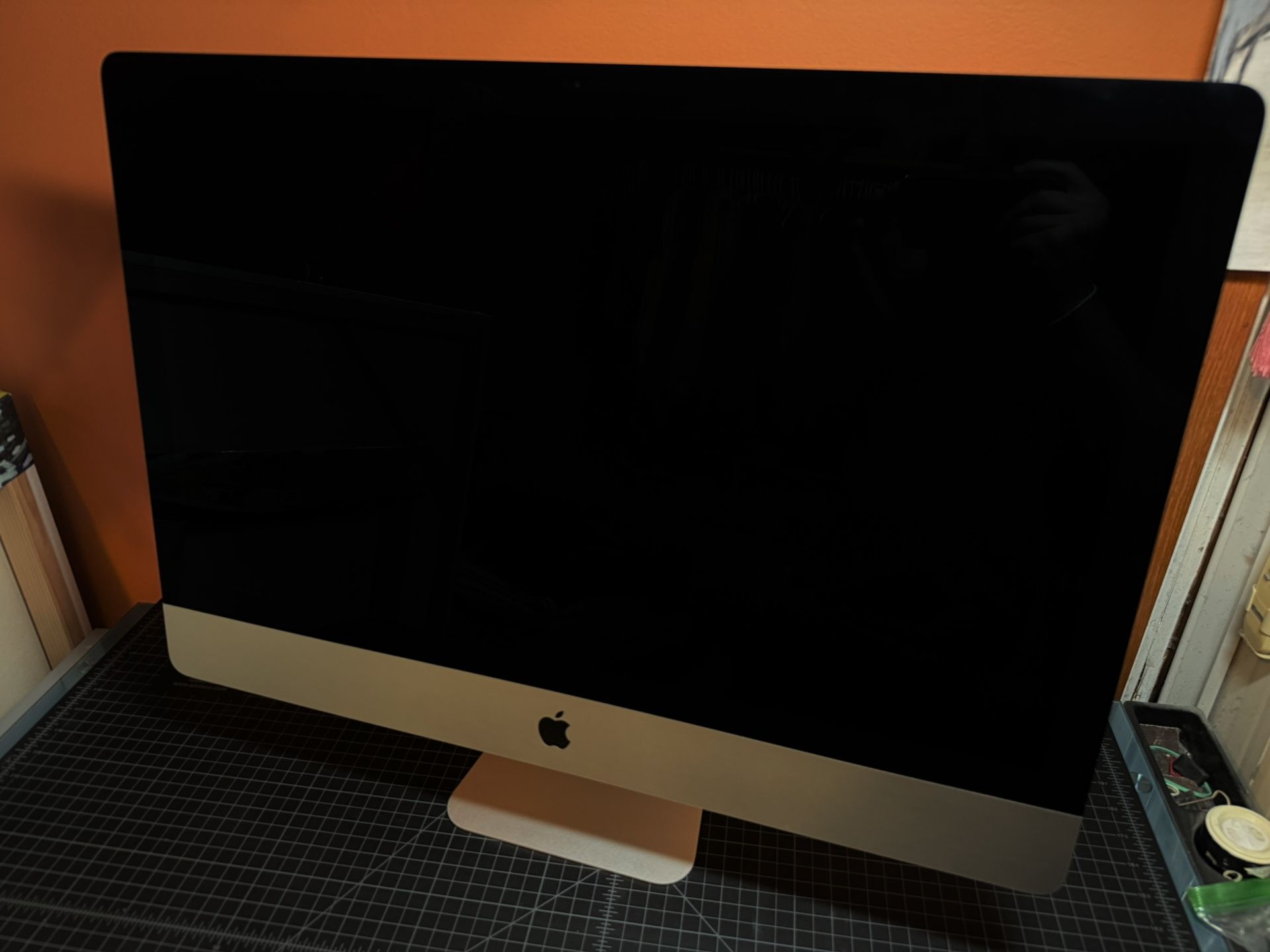 2020 27-Inch iMac with Retina 5k Display