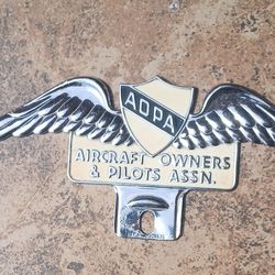 Vintage AOPA license plate topper