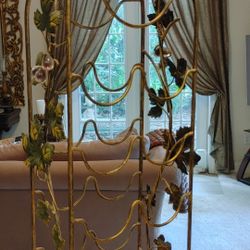 9-BOTTLE COUNTERTOP DECORATIVE WINE RACK