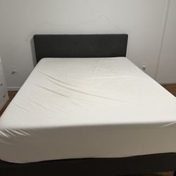 For sale : ZINUS Upholstered Platform Bed Frame Queen And mattress