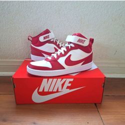 Nike Multiple Sizes Read Entire Description 