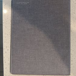 Remarkle 2, 10.3 in with Pen and Charger in Gray