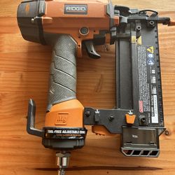 Ridgid 18ga Brad Nailer