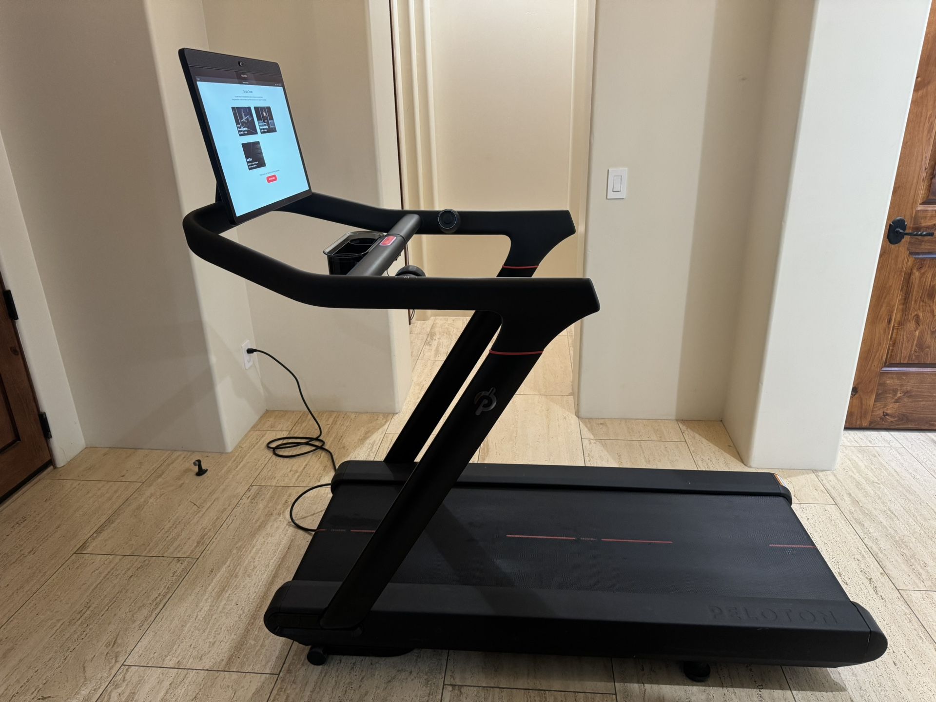 Peloton Treadmill W/ 24" Touchscreen