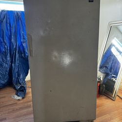 Whirlpool Refrigerator Or Freezer