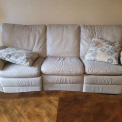 White Leather Couch And Love Seat 