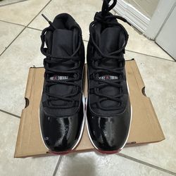 AIR JORDAN 11 RETRO