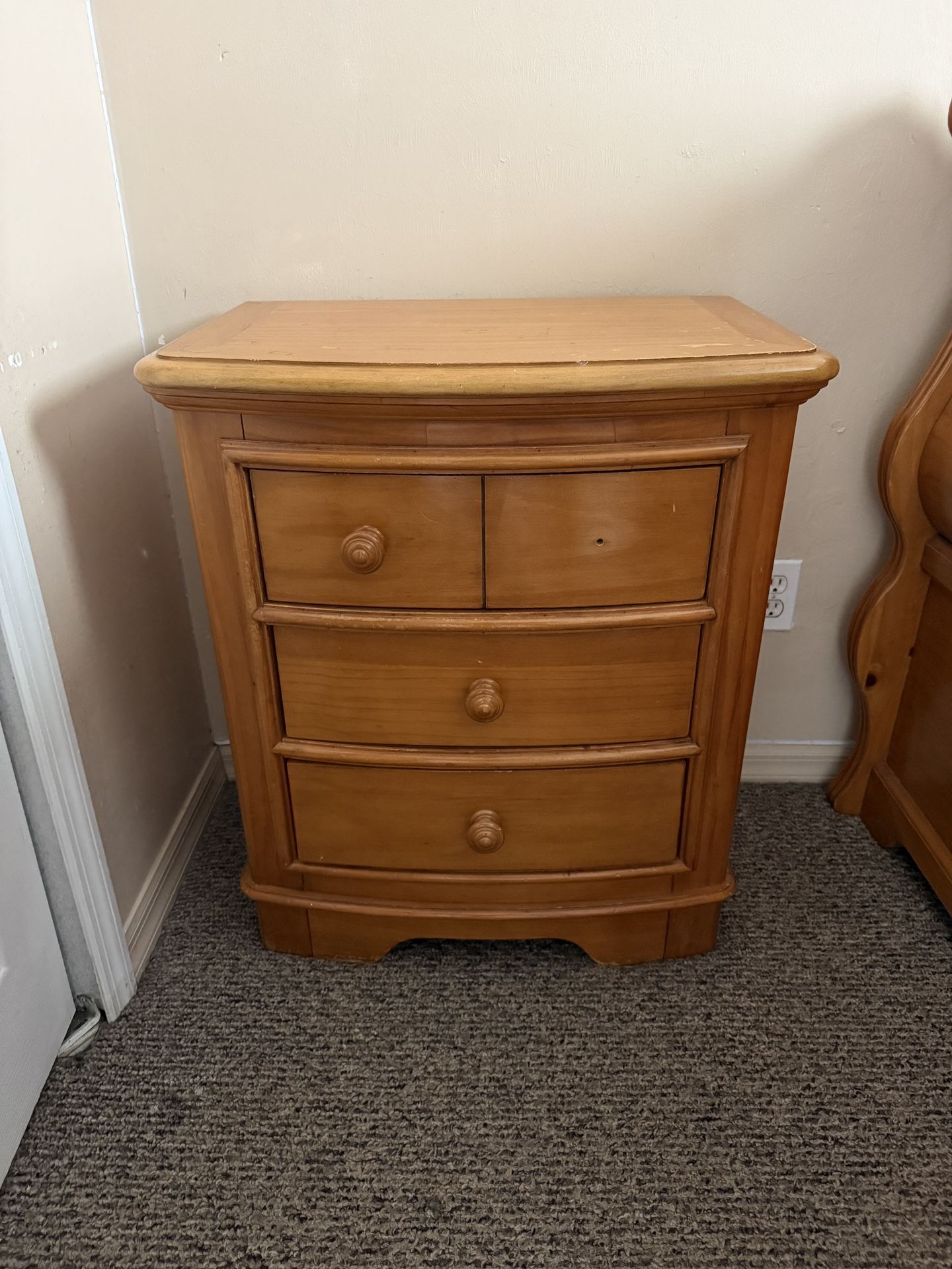 Bedroom Dresser And Nightstand
