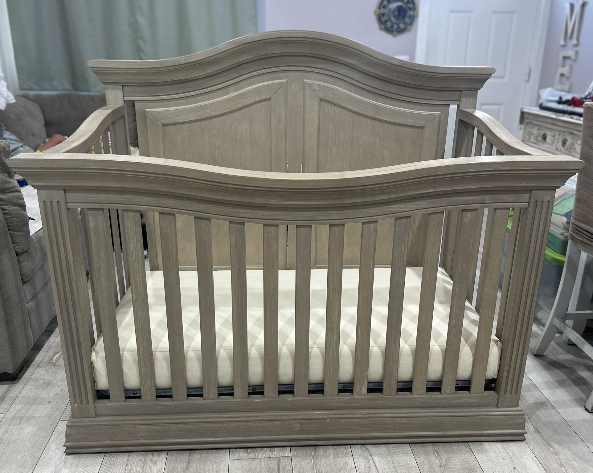 Sorelle Furniture Providence Series 8300 Heritage Fog Crib