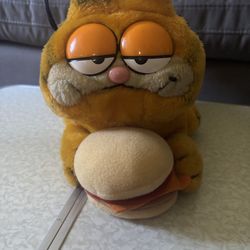 Garfield Plush w Hamburger