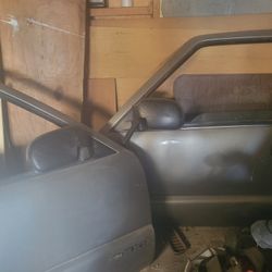 1999 CHEVY S10 DOORS 