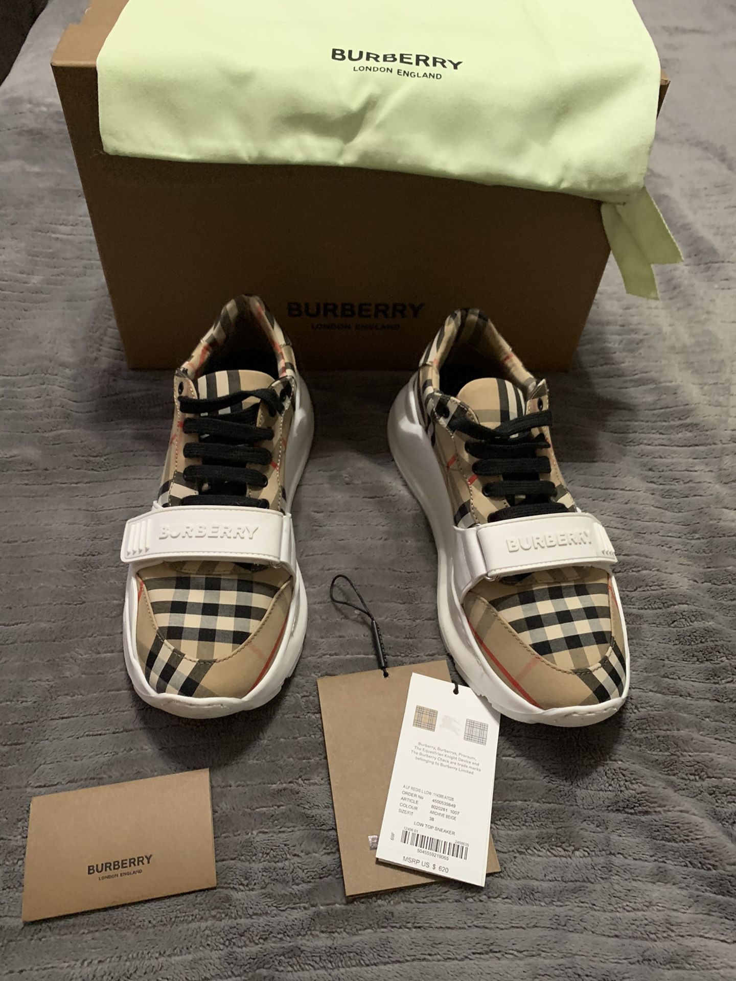 Burberry sneakers