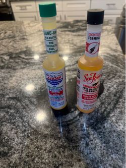 Fuel injector cleaner Fuel injector