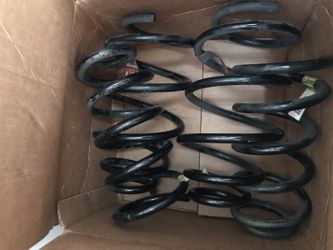 2014 3.6 camaro oem springs, taken off at 25k miles, all 4 included
