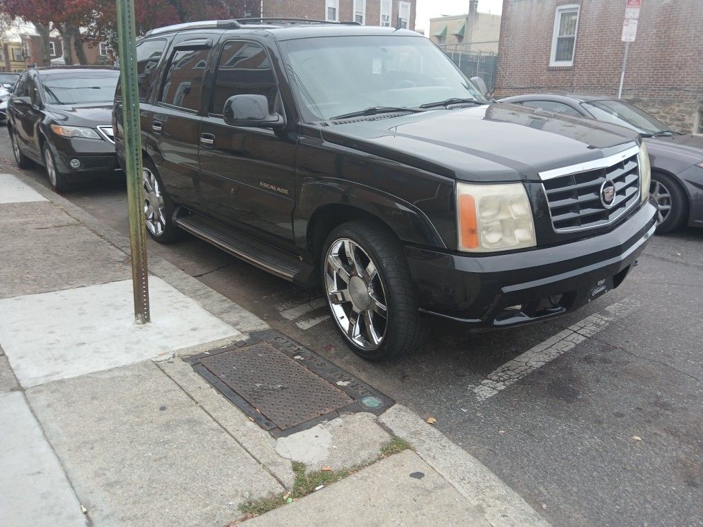 2003 Cadillac Escalade