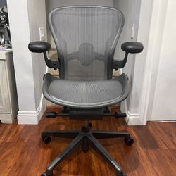 Herman Miller Aeron Size B Fully Loaded With Lumbar