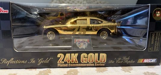 Racing Champions Reflections In Gold 24K Gold Plated #75 Remington 1:24 Diecast