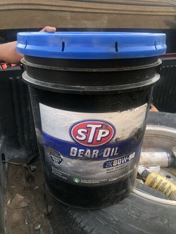 *STP GEAR OIL 80W 90*