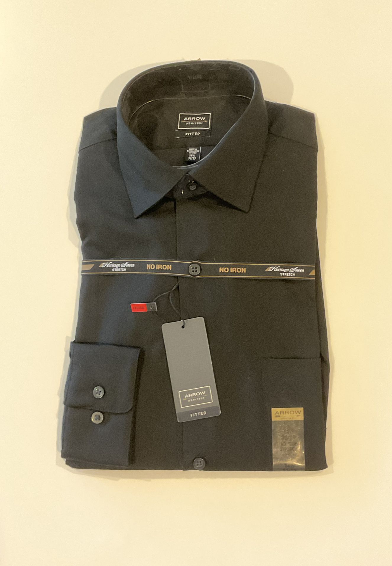 ARROW Fitted No-Iron Men’s Black Long Sleeve Dress Shirt - 14.5” x 32/33