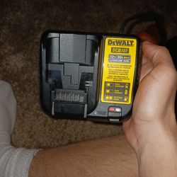 Dewalt Drill Charger 