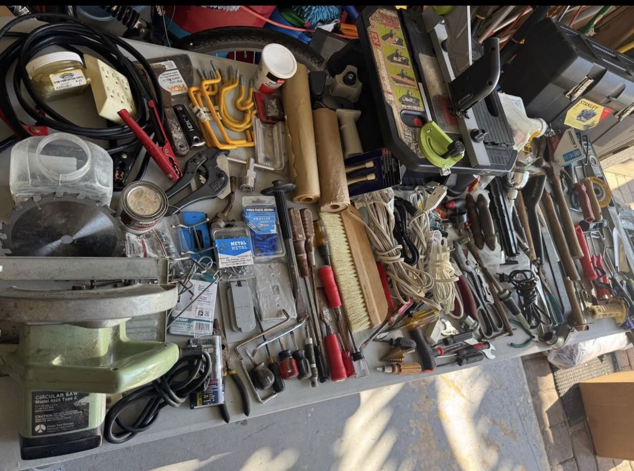 115+ Pc Lot Hand + Power Tools Lot Tool Boxes Hammers, Screw Drivers, Level, Circular Saw, Rockwell