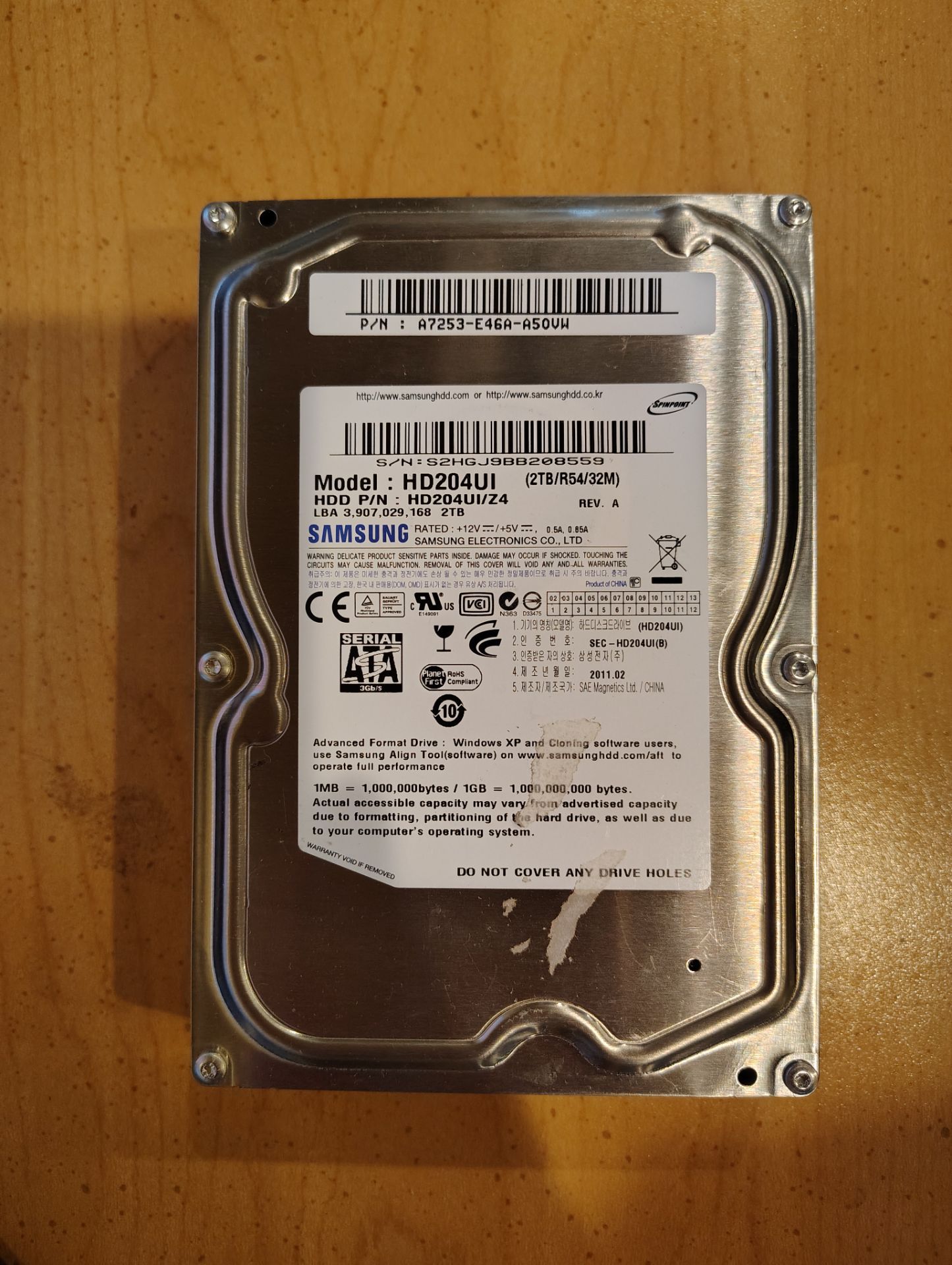 2TB hard drive Samsung SATA 3.5 inch for desktop and servers