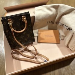 Louis Vuitton Petit Sac Plat 