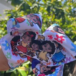 New Encanto Bowtique Bow š