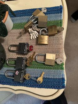 Bulk Of Lock And Keys 
