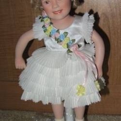 Danbury Mint Shirley Temple "Baby Take A Bow" 10" Porcelain Doll
