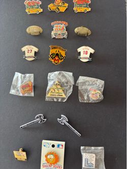 17 Collectable Sports Pins