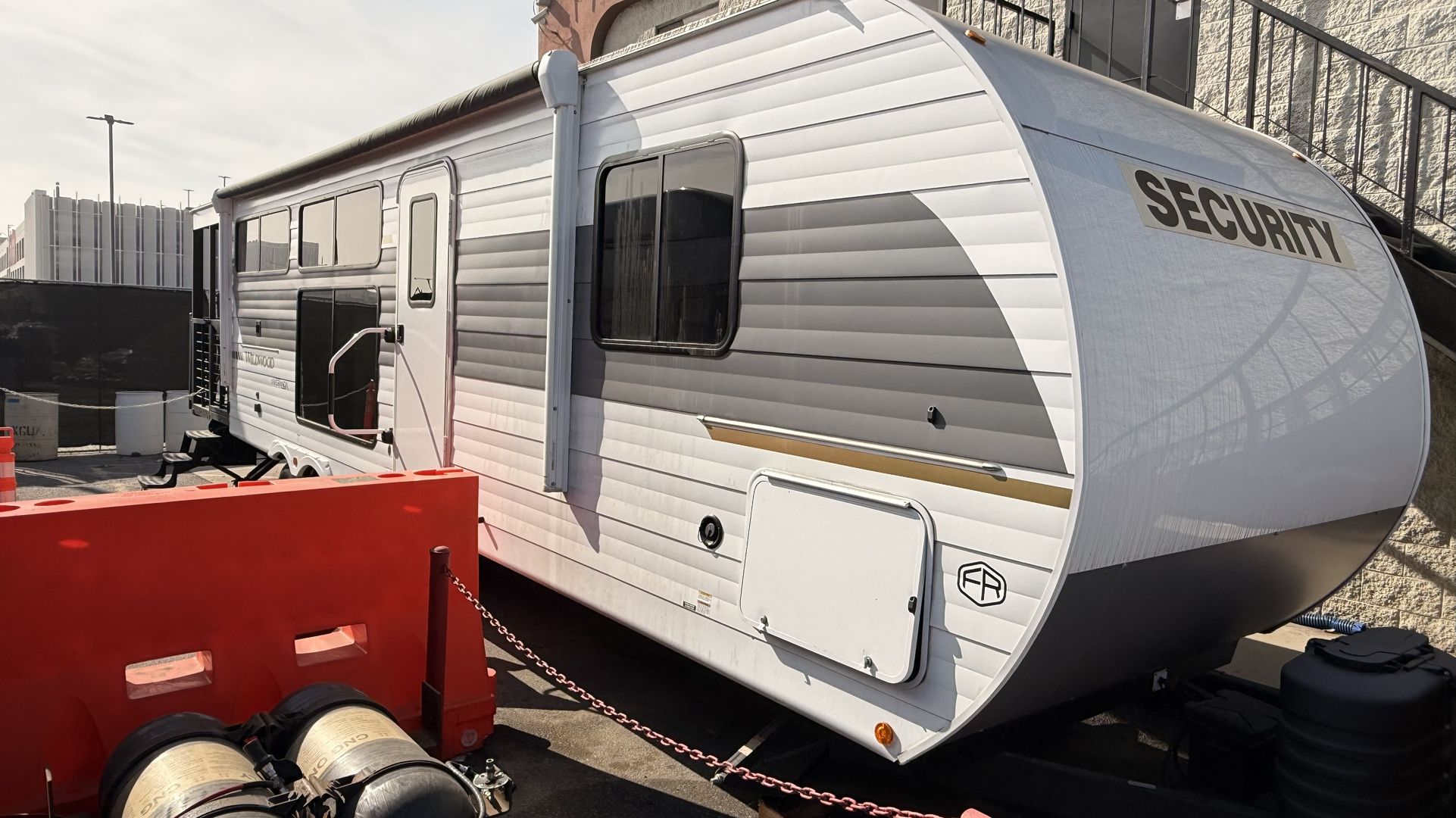 2021 Wildwood Veranda 32