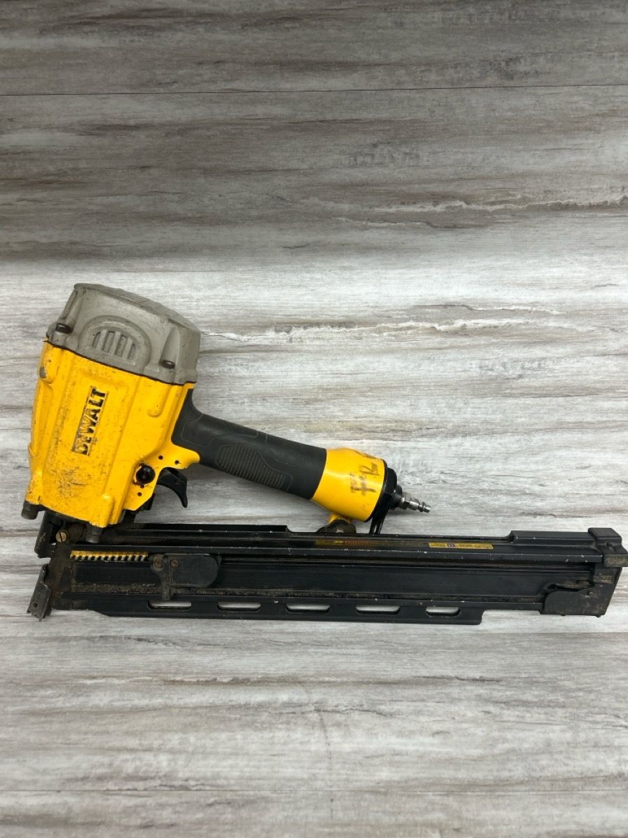 DEWALT DWF83PL 21 Degree Framing Nailer (PO1018575)