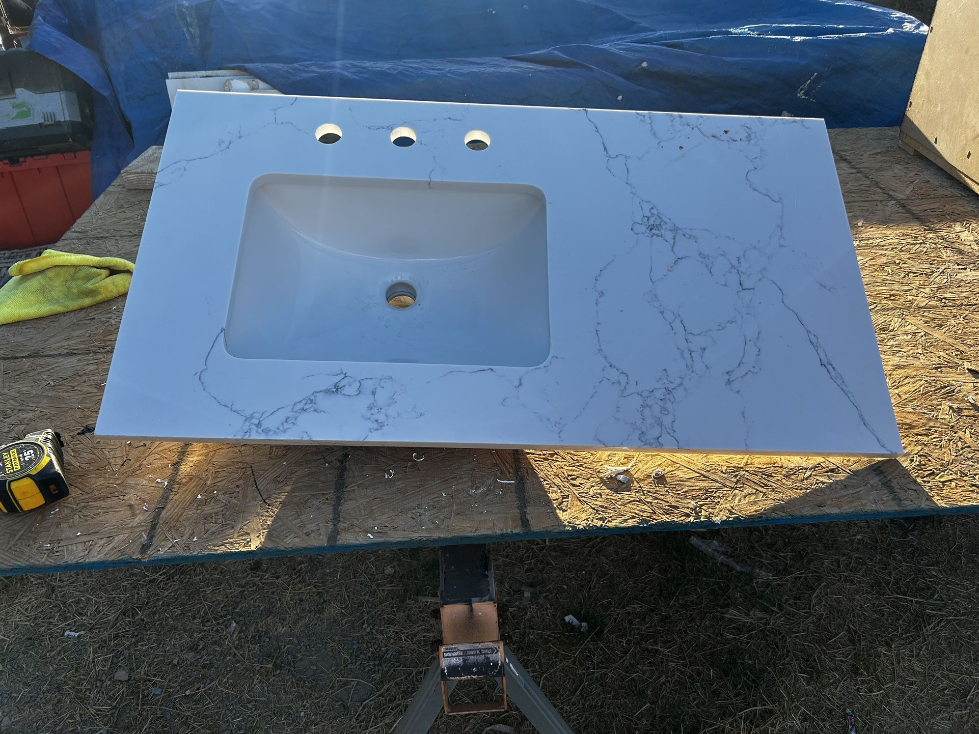 Brand New Venato Engineered Stone Backsplash Included Vanity Countertop With Sink