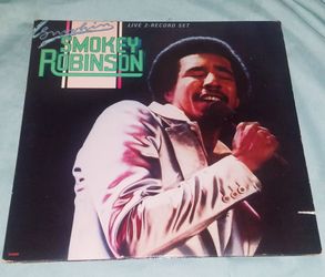 Smokey Robinson  Smokin'  Live  Mint / Near Mint 2 Vinyl LP Set ( Cut Out Cover)