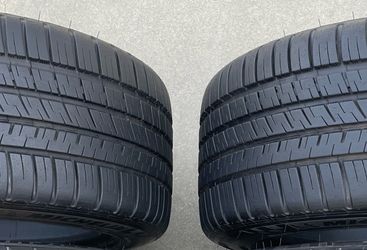 2 excellent condition 245/45r17 Michelin Pilot tires pair