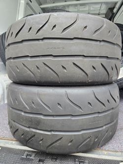 245 40 17 Falken Tires
